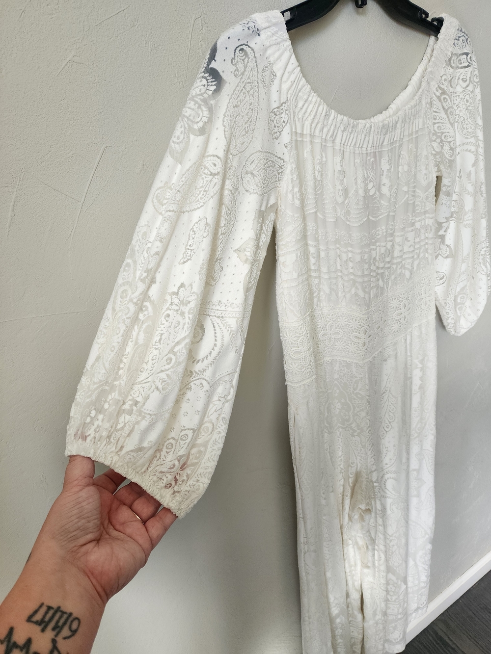 Farm Rio x Anthropologie Elliot White Off-the-Shoulder Jumpsuit Size XS - Picture 2 of 8